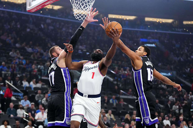 绿联USB4雷电拓展坞